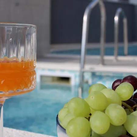 Melassy マカルスカ