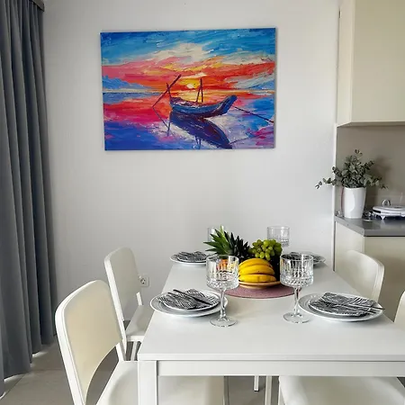 Melassy * マカルスカ