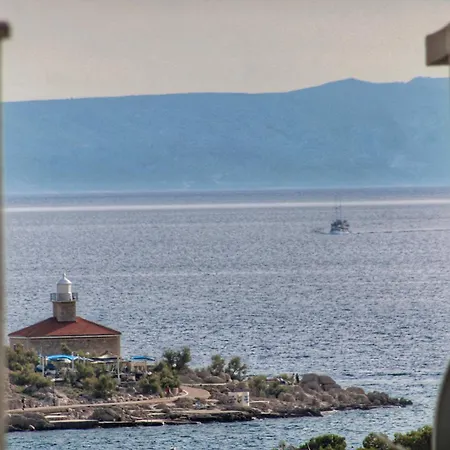 Melassy * マカルスカ