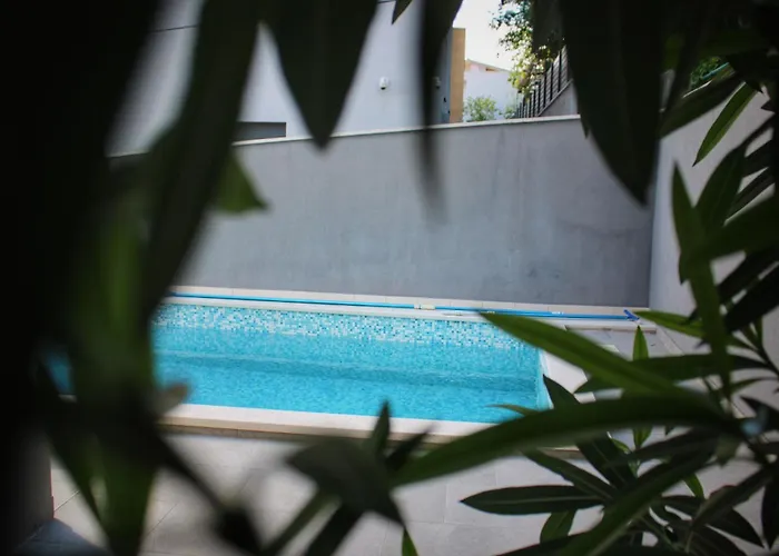 Апартаменти Melassy *