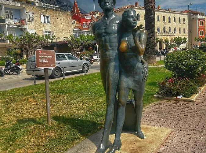 Melassy Апартаменти Макарська